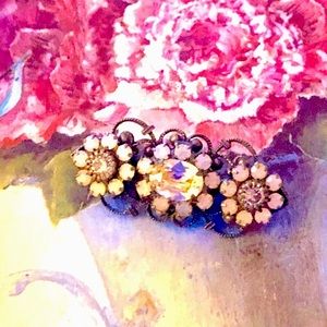 Vintage Liz palacios floral pin
